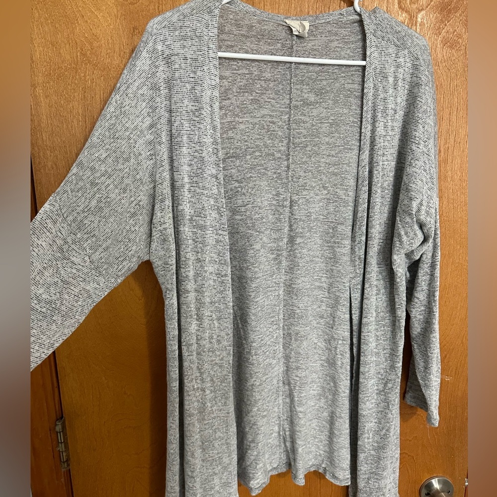 Light weight cardigan